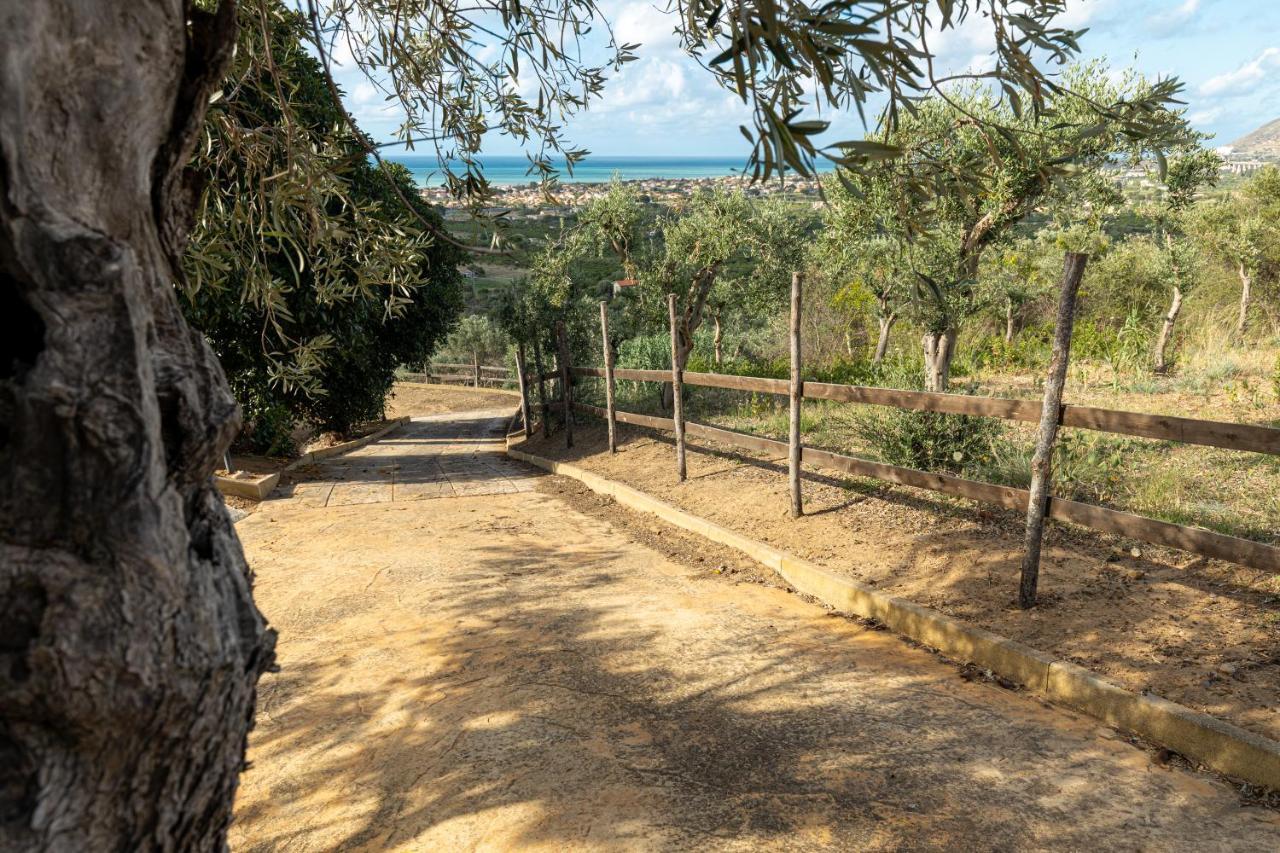 Solemar Sicilia - Le Casette Di Calzata Campofelice Di Roccella Εξωτερικό φωτογραφία